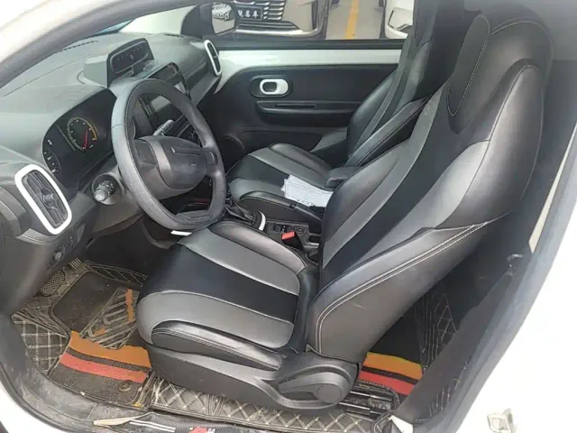 Roewe Clever — Фото автомобиля 14