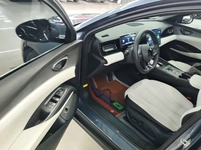 BYD Seal 06 — Фото автомобиля 15