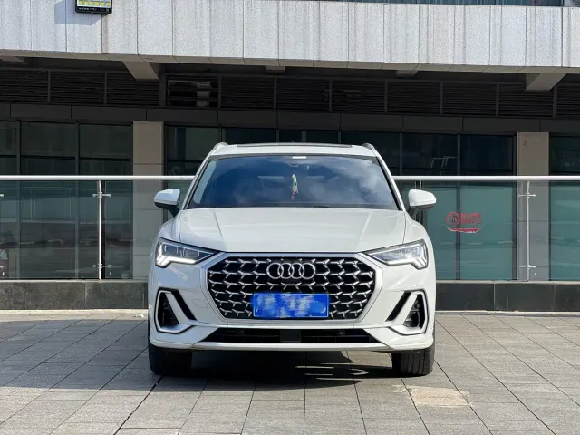Audi Q3 — Фото автомобиля 2