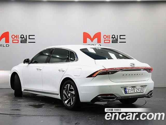 Hyundai Grandeur — Фото автомобиля 4