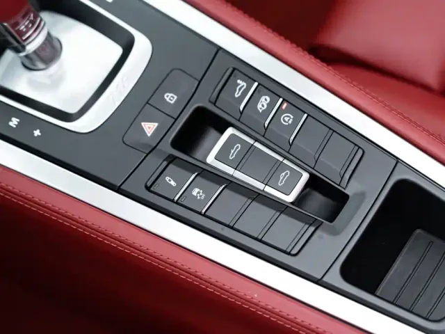 Porsche 718 — Фото автомобиля 19