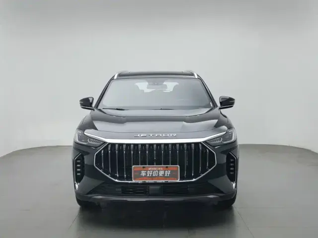Jetour X70 Plus — Фото автомобиля 3