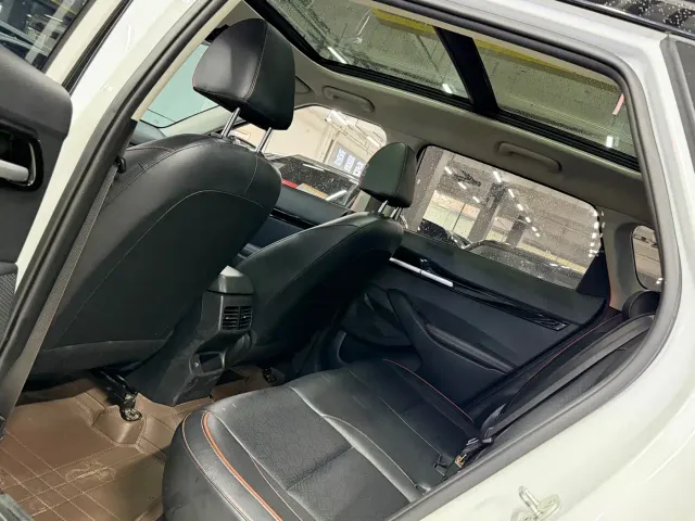 Kia Seltos — Фото автомобиля 4