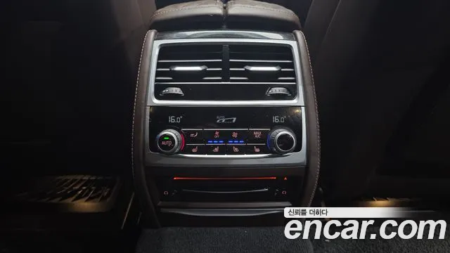 BMW 7 Series G11 — Фото автомобиля 18