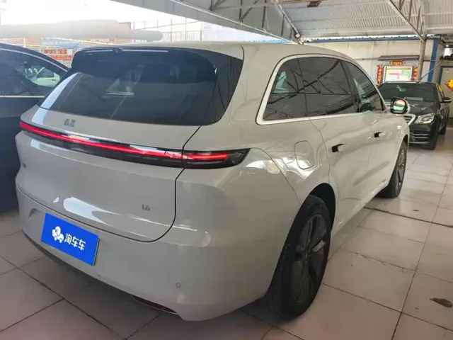 Li Auto L6 — Фото автомобиля 3