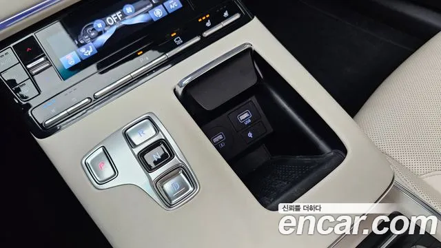 Hyundai Grandeur New — Фото автомобиля 12