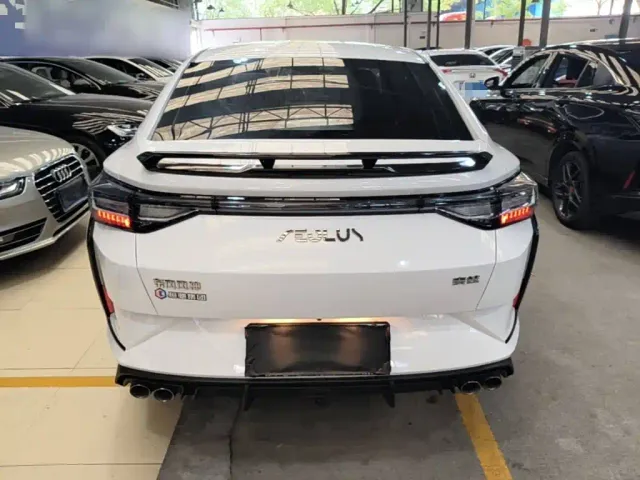 Dongfeng Aeolus Yixuan 2023 Mach Edition 1.5L Automatic Chase Edition — Фото автомобиля 3