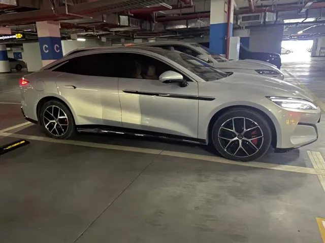 BYD Han L — Фото автомобиля 4