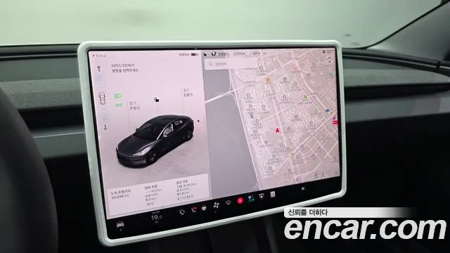 Tesla Model 3 — Фото автомобиля 20