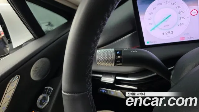 Genesis G80 Electrified G80 (RG3) — Фото автомобиля 26