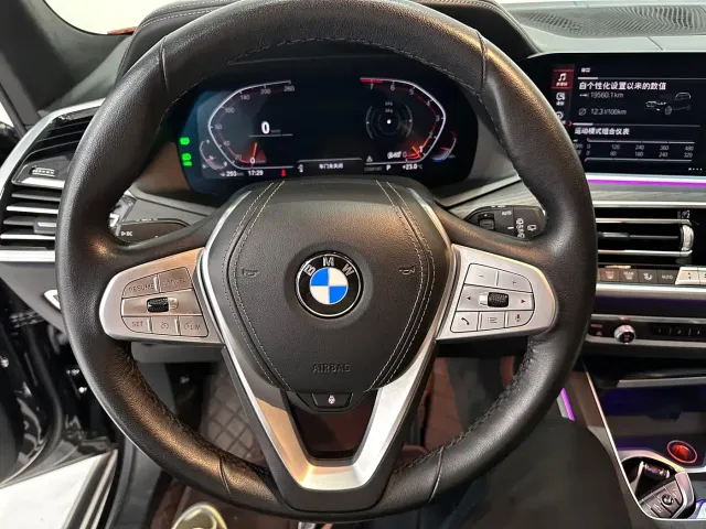 BMW X7 — Фото автомобиля 9