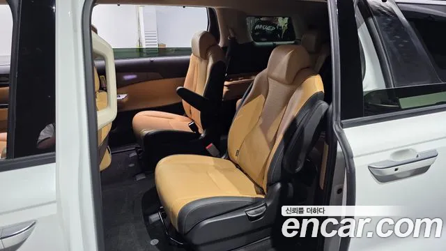 Kia Canival Carnival 4 поколение Дизель 9 мест Signature — Фото автомобиля 10