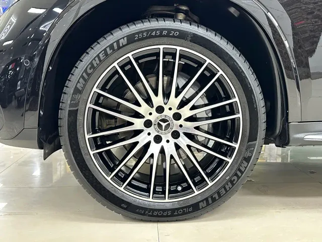 Mercedes-Benz GLC-Class — Фото автомобиля 27