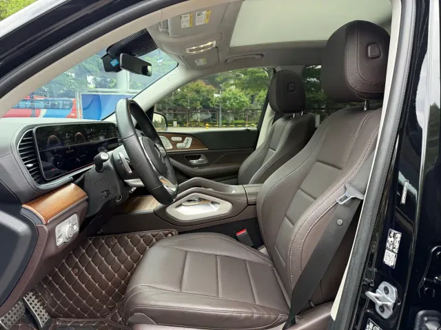 Mercedes-Benz GLS-Class — Фото автомобиля 16