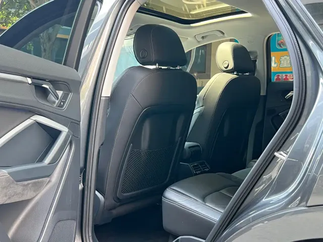 Audi Q3 Sportback — Фото автомобиля 9
