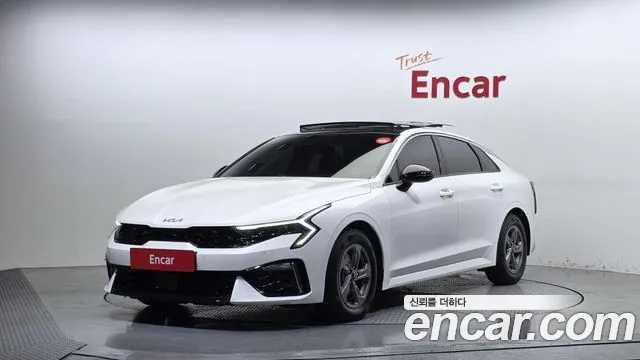 Фотография автомобиля — Kia K5 Generation 3