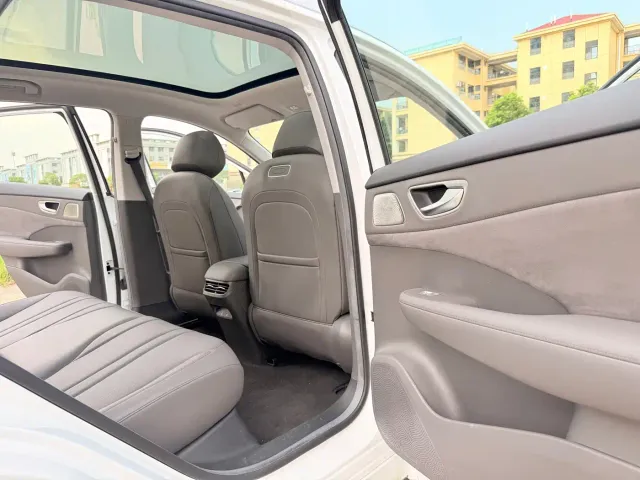 Shangjie SUV — Фото автомобиля 21