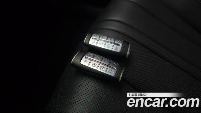 Genesis G80 RG3 — Фото автомобиля 30