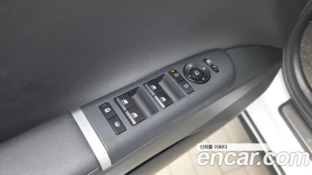 Hyundai Grandeur — Фото автомобиля 24