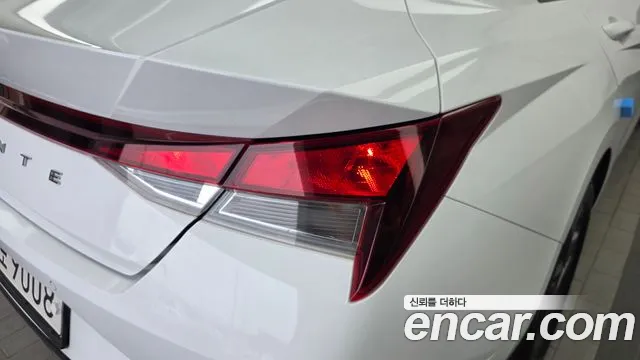 Hyundai AVANTE Avante (CN7) — Фото автомобиля 20