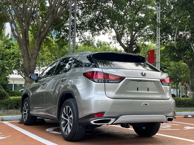 Lexus RX — Фото автомобиля 7