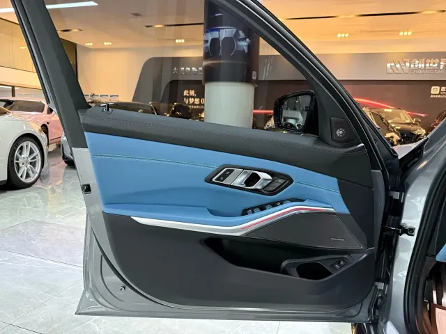 BMW M3 — Фото автомобиля 11