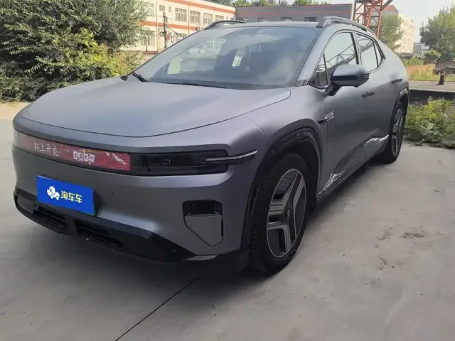 Фотография автомобиля — Changan Qiyuan E07