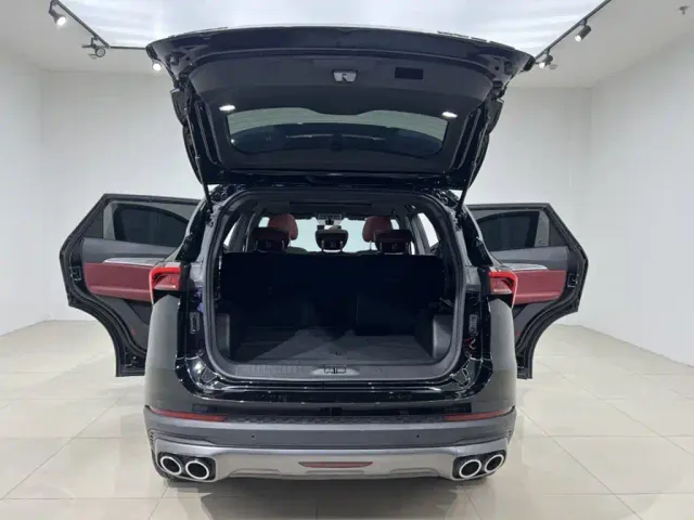 Jetour X70 Plus — Фото автомобиля 11