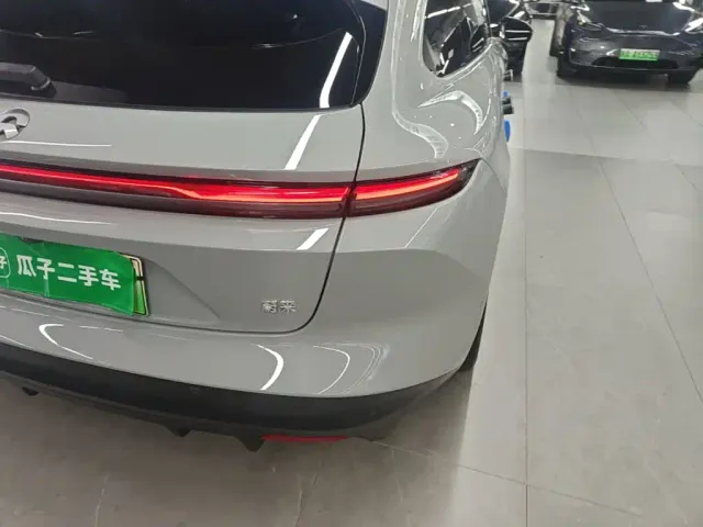 Nio ET5 Touring — Фото автомобиля 7