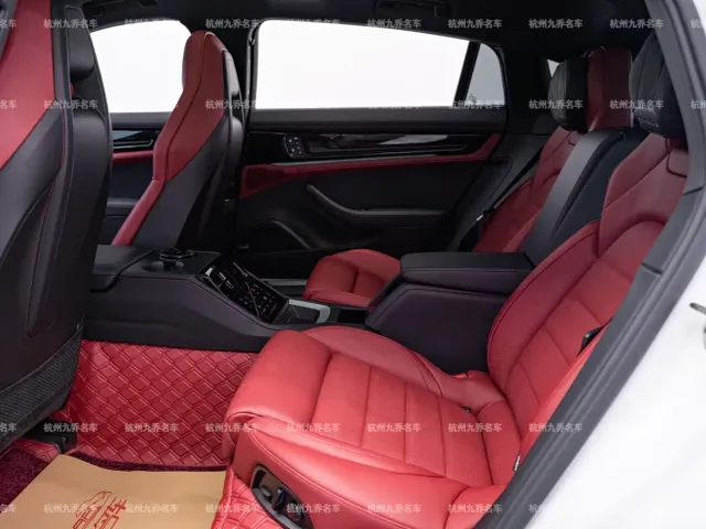 Porsche Panamera — Фото автомобиля 14