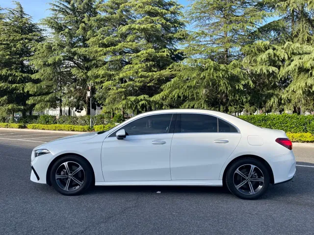 Mercedes-Benz A-Class — Фото автомобиля 4