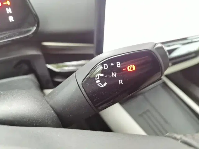 Volkswagen ID. Unyx 06 — Фото автомобиля 13