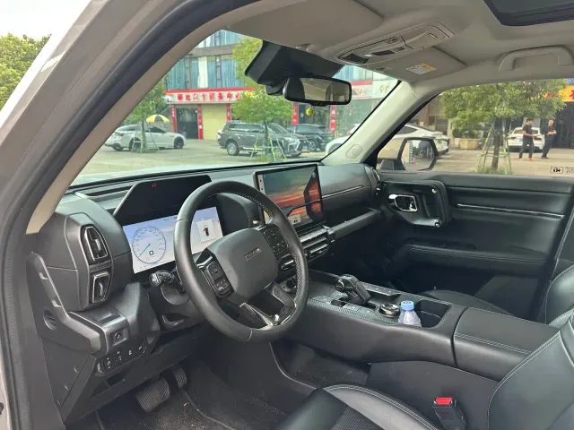 Haval Big Dog — Фото автомобиля 9