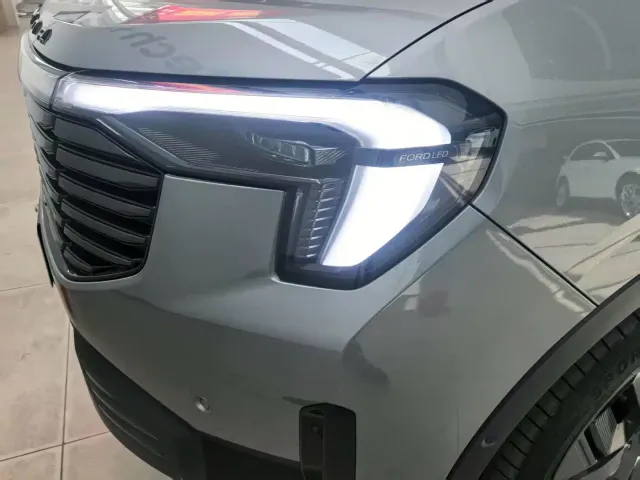 Ford Lingyu — Фото автомобиля 11