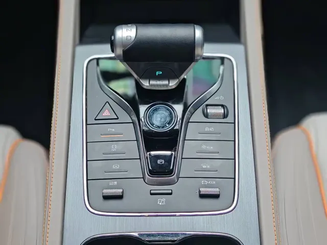 BYD Yuan PLUS — Фото автомобиля 11