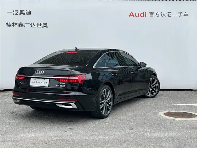 Audi A6L — Фото автомобиля 4