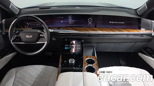 Cadillac Escalade — Фото автомобиля 10