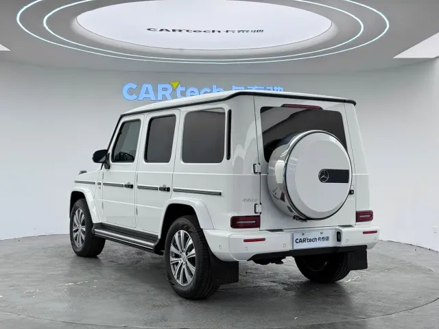 Mercedes-Benz G-Class — Фото автомобиля 4