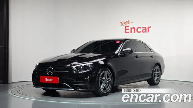 Фотография автомобиля — Mercedes-Benz E-Class W213