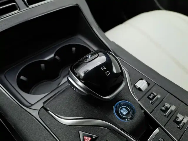 BYD Qin PLUS — Фото автомобиля 13