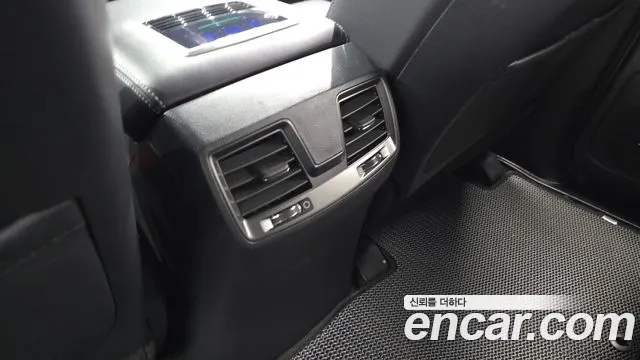 KG_Mobility_Ssangyong Rexton Новый Rexton Sport Khan Дизель 2.2 4WD — Фото автомобиля 18
