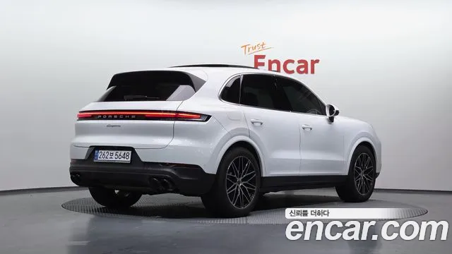 Porsche Cayenne — Фото автомобиля 2