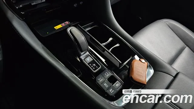 Toyota Alphard Generation 4 — Фото автомобиля 8