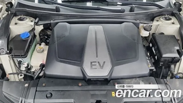 Kia EV6 — Фото автомобиля 6