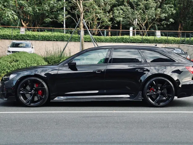 Audi RS 6 — Фото автомобиля 16