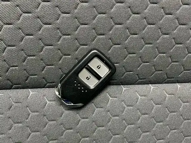 Honda Fit — Фото автомобиля 20