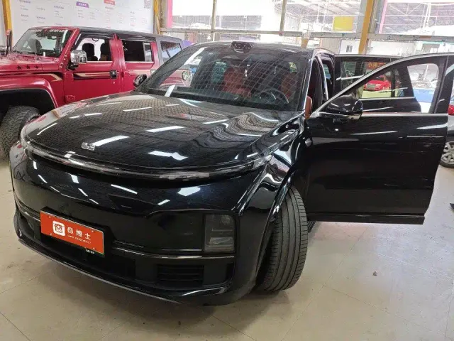 Фотография автомобиля — Li Auto L9