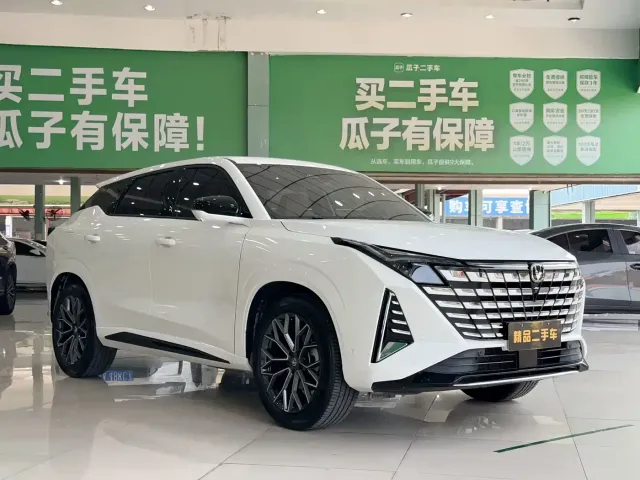 Changan Changan UNI-Z New Energy 2024 Blue Whale Smart Electric iDD 125km Excellence Model — Фото автомобиля 3