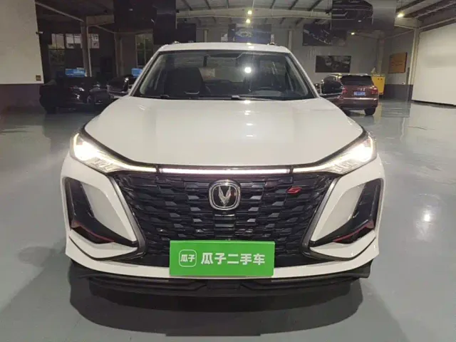 Changan CS75 Plus — Фото автомобиля 2