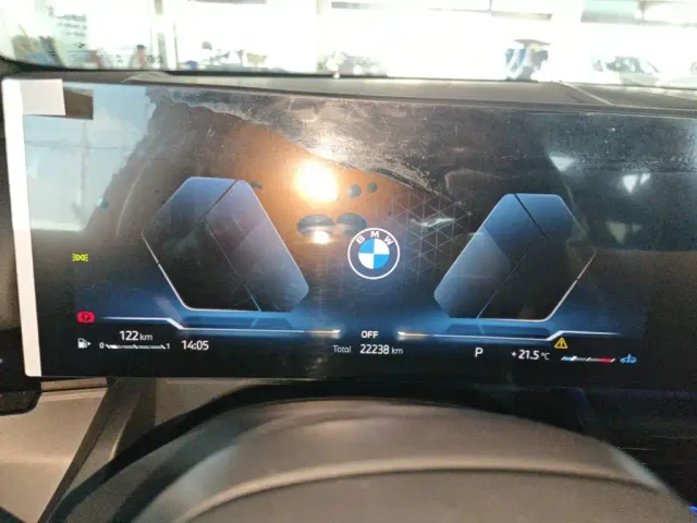 BMW 5 Series — Фото автомобиля 11